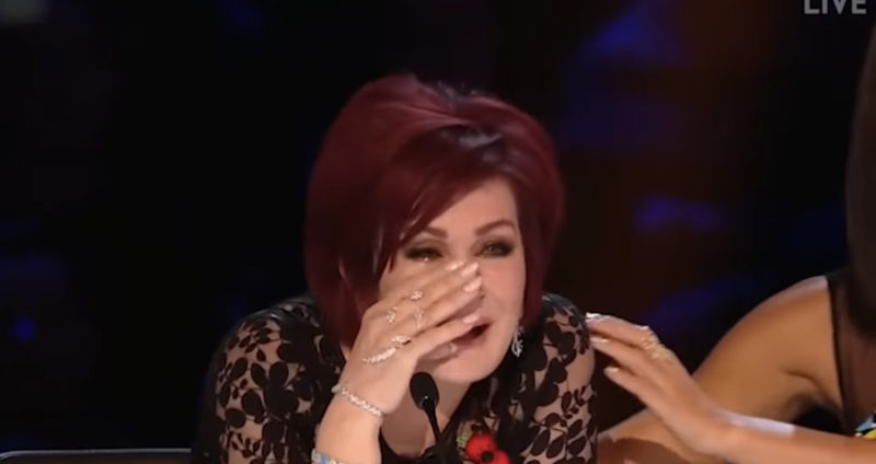 Una madre comenzó a cantar 'With You' en Britain's Got Talent y todos los demás quedaron sorprendidos por su voz... ¡Video adjunto!