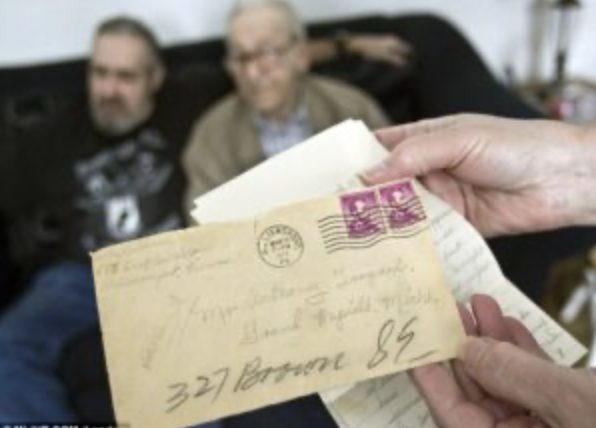 "Cuando la esposa de este hombre fallece, encuentra una carta con un secreto que cambiará su vida por completo."