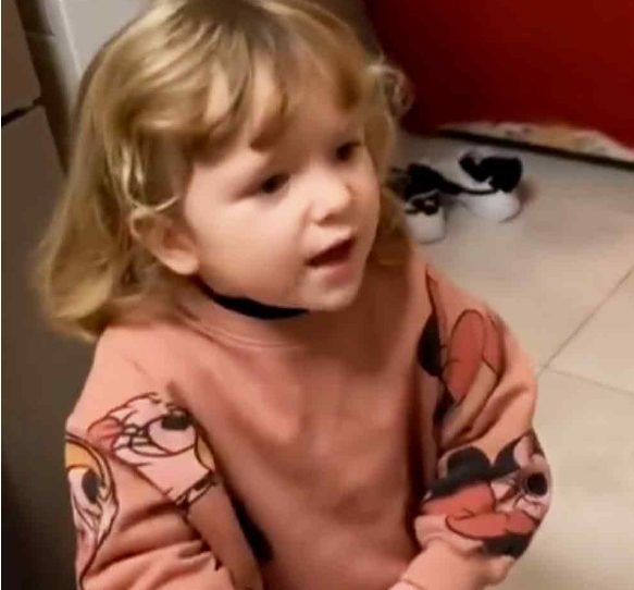 La gente está obsesionada con el clásico discurso italiano de un niño en edad preescolar.