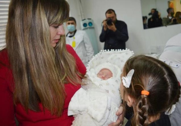 La pareja esperaba un solo hijo. Sin embargo, se llevaron una tremenda sorpresa.