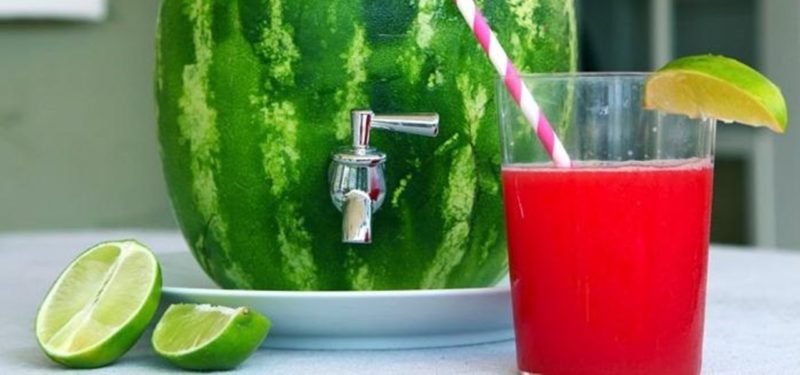 La bebida más hidratante en clima caliente, el agua ni siquiera está entre las tres primeras.