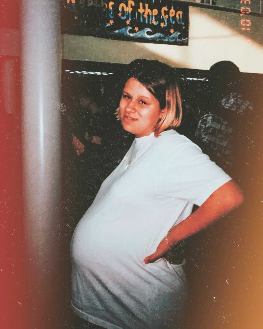 '¿Cuántos hijos tienes?' Durante años, esta pregunta era un desencadenante. Como sal en una herida fresca, dolía." Madre biológica comparte el duelo por la adopción y llega a un acuerdo con las opiniones de los demás.