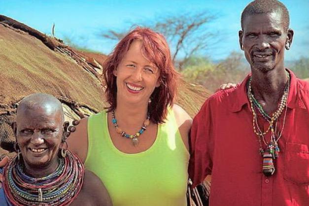 "Ella dejó todo lo que tenía para casarse con el guerrero Maasai. Han estado juntos durante 14 años. ¿Cómo viven ahora?"