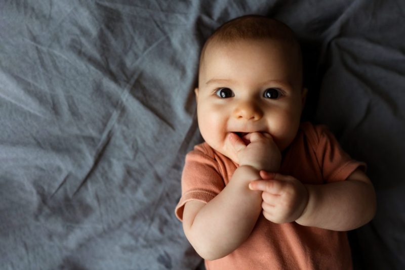 Niña de 21 meses vence el cáncer en etapa 4. Ha estado luchando contra el cáncer desde los 4 meses de edad.