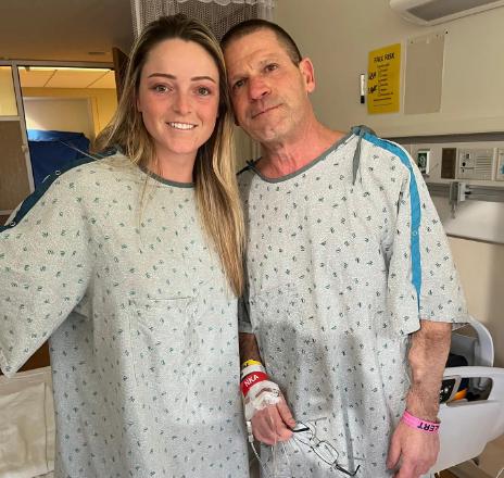 El padre no pudo contener las lágrimas cuando supo cómo su hija favorita le salvó la vida.
