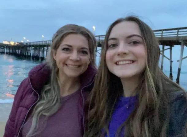 A pesar de que no todos creen en el destino, la historia de Kelsi Poll sobre cómo conoció a su futura suegra proporciona pruebas bastante convincentes.