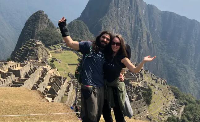 El increíble gesto de la novia impresionó no solo al futuro esposo, sino también a todos los invitados presentes.