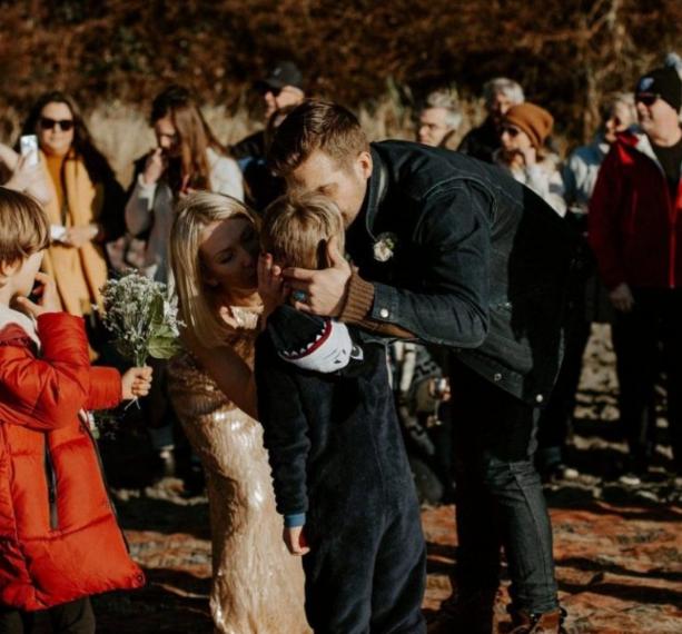 Los amantes pospusieron su matrimonio por 6 años, pero todo cambió con una sorpresa de la novia.
