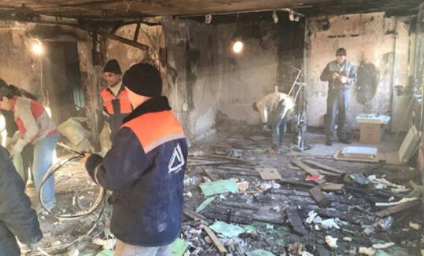 Heroísmo paternal: Arriesgó su vida para salvar a su hijo de cuatro años.