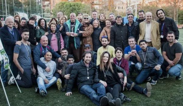 El "Chef de los pobres" de 90 años ha estado ayudando a las personas sin hogar en Italia durante 15 años.