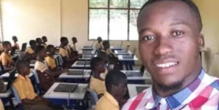 El profesor encontró una manera de enseñar informática a los estudiantes, incluso sin tener una computadora. Lo más importante es su deseo.