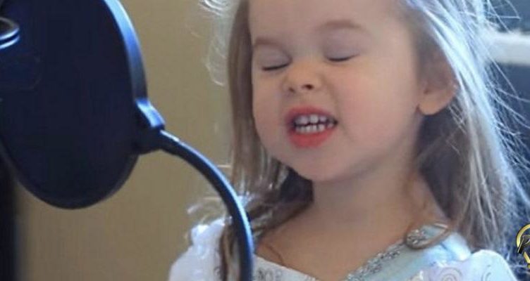 "La conmovedora canción de un niño de tres años deja al papá sin palabras y toca los corazones."