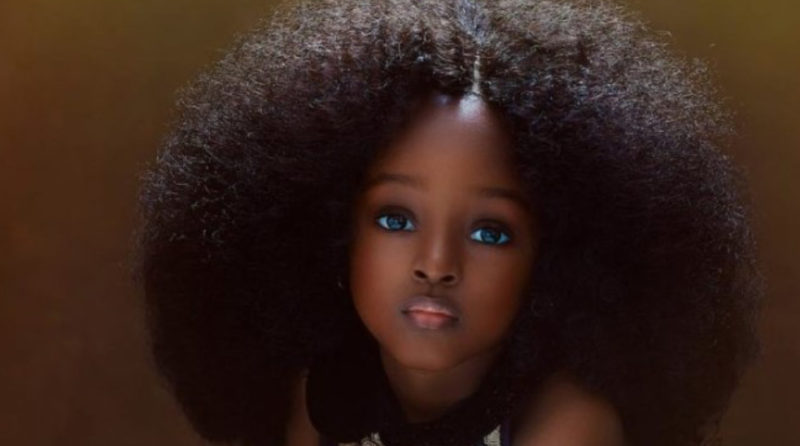 "La niña más hermosa de Nigeria, Jare, se ha convertido en una conocida modelo al transformarse en una 'muñeca Barbie'. Echa un vistazo a cómo luce ahora."