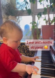 VIDEO: ¿Has Visto a Este Bebé Genio en el Piano? Es un "Viejo Alma" y el Próximo Mozart.
