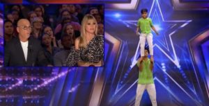 VIDEO: La impactante actuación de baile de un dúo de primos en AGT arrasa en Internet.