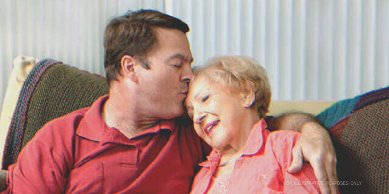 Un viudo continuó cuidando a su suegra después de enterarse de una herencia inesperada...
