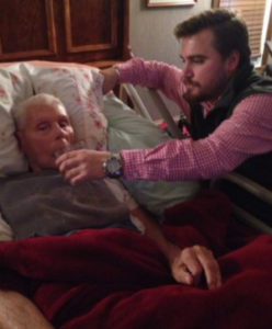 El deseo moribundo del abuelo de disfrutar esto con sus hijos te hará sonreír y sentir emociones encontradas al mismo tiempo...