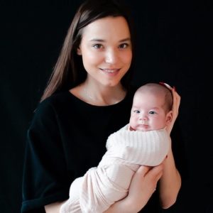 Una mujer de 23 años quiere tener muchos más bebés después de haber tenido ya 11...