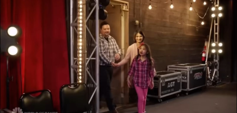 Cuando una niña pequeña se declaró como la próxima Whitney Houston, los jueces se sintieron incómodos, pero luego sucedió esto...