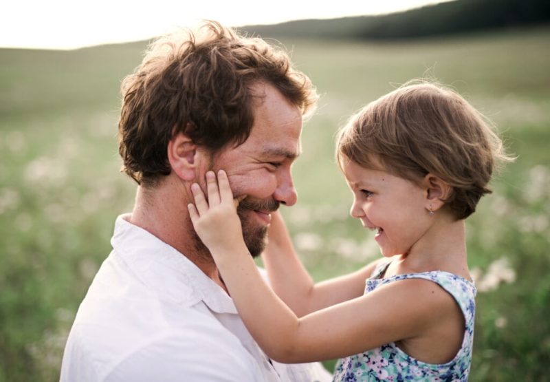 Sin palabras me quedé: La introducción de mi hijo de 17 años - "Mamá, ella es el amor, mi hija".