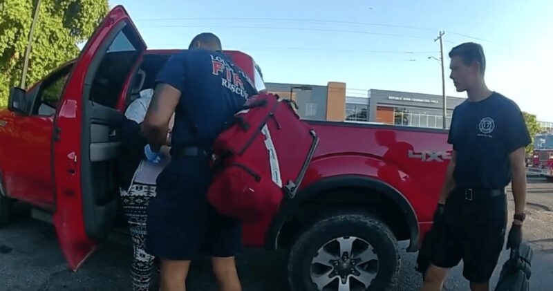 Un bebé de 7 días dejó de respirar, dejando a los padres indefensos... Así es como un policía pudo salvarla...