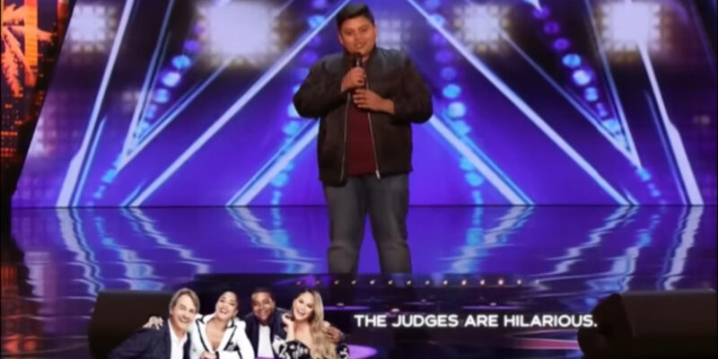 Este es un incidente increíble en la historia. ¡Simon Cowell estaba histérico cuando escuchó actuar a este niño!