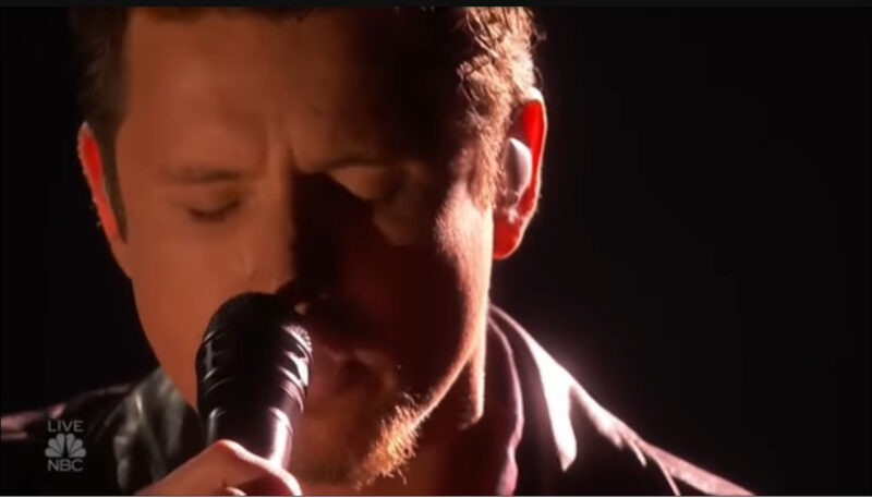 Su excelente interpretación de 'Ain't No Mountain High Enough' hace llorar a Simon