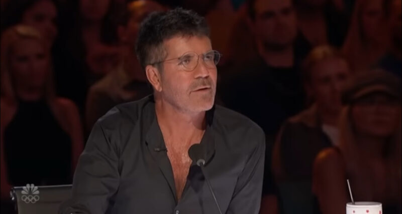 La superestrella le pide a una niña que cante “You Raise Me Up”. Segundos después, la niña derriba la casa.