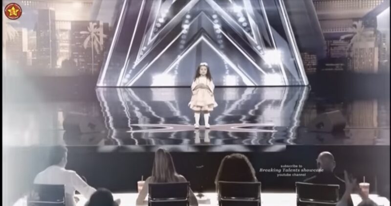 ¡Fue un momento para los libros de historia! Simon Cowell, abrumado por la emoción, presionó frenéticamente el botón...