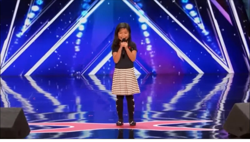 Niña de 9 años cantó una canción de Titanic mejor que la original