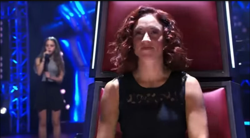 La impresionante interpretación de “Nothing Else Matters” de una niña de 12 años en The Voice ha dejado a los fans de Metallica absolutamente hipnotizados