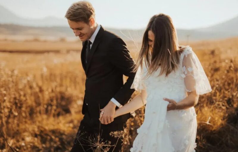 Se me heló la sangre cuando abrí el cajón de mi marido al día siguiente de mudarme con él