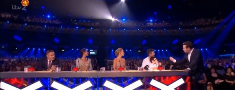 ¡Simon Cowell empezó a gritar como loco! Estos pequeños milagros cantaron una canción que Simón no podía pronunciar.