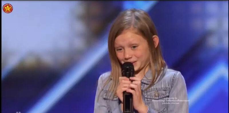 Simon Cowell no creyó en su voz y le pidió que cantara a capella… Desde ese momento todos quedaron en shock.