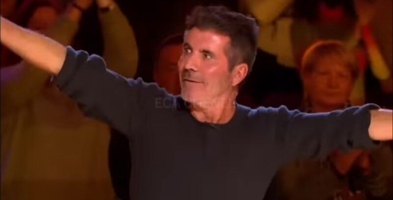 ¡Simon Cowell palideció y se cayó de la silla! ¡Todos están en shock! El público lloró por su actuación.
