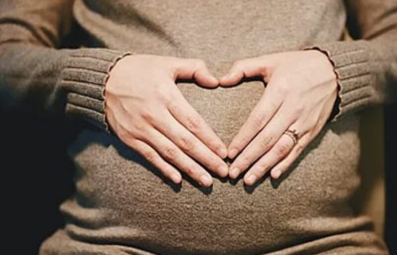 En lugar de un hijo, se convirtió en madre de cuatro a la vez: la verdadera sorpresa de la naturaleza