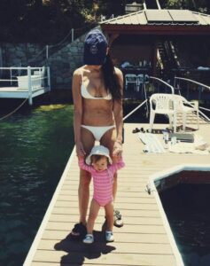 ¡Los fans no apreciaron la foto de Demi Moore, que apareció en lencería! ¡Detalles sorprendentes! ¡Vamos a ver las fotos!