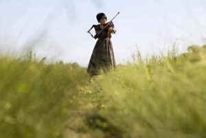 La japonesa Manami Ito sorprendió a todos con su habilidad para tocar el violín. ¡Ella comparte las dificultades que ha enfrentado! ¡Detalles interesantes sobre su vida dura!