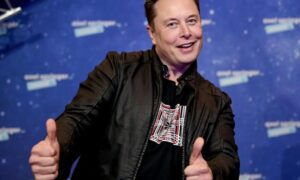 ¿Por qué prometió Elon Musk 10 millones de dólares en apoyo a Caitlin Clark? ¡Detalles interesantes!