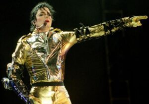 ¡Este videoclip prohibido de Michael Jackson debe ser visto por todos! 337.000.000 visualizaciones… Vamos a verlo.