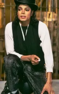 ¡Este videoclip prohibido de Michael Jackson debe ser visto por todos! 337.000.000 visualizaciones… Vamos a verlo.
