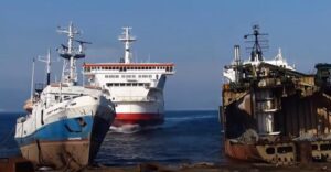"¡Cómo mueren los barcos! ¡Detalles impactantes sobre el último silbido!"