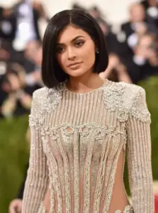 «Llamaba a mi mamá y lloraba en crisis»: Kylie Jenner hablaba abiertamente sobre cómo vivió una depresión que no entendía.