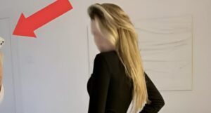 Me divorcié de mi esposa por esta foto: no es solo una imagen inofensiva, sino que... ¡Aquí está el detalle que me llevó a divorciarme de ella!