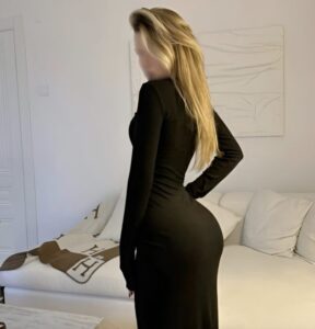 Me divorcié de mi esposa por esta foto: no es solo una imagen inofensiva, sino que... ¡Aquí está el detalle que me llevó a divorciarme de ella!