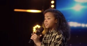 ¡Esta chica loca encendió el escenario! Su voz sorprendió a todos. ¡Simon no pudo contenerse y presionó el botón! ¡Tienes que verlo!