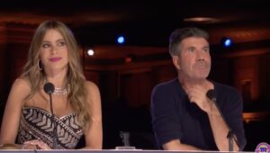 ¡Esta chica cantó una canción muy conocida y conmovedora! ¡Los jueces quedaron encantados con la interpretación de esta chica! ¡Veamos!