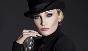 ¡Mademoiselle que canta blues: un amor imposible con Alain Delon! Detalles interesantes sobre ellos