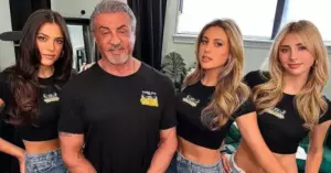 "Fiel a ella durante 27 años. ¡Sylvester Stallone, de 77 años, mostró a su esposa, que es 21 años más joven que él!"