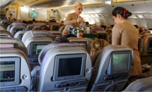 "Vi a un niño perdido en el aeropuerto; lo que había en su mochila me hizo temblar."
